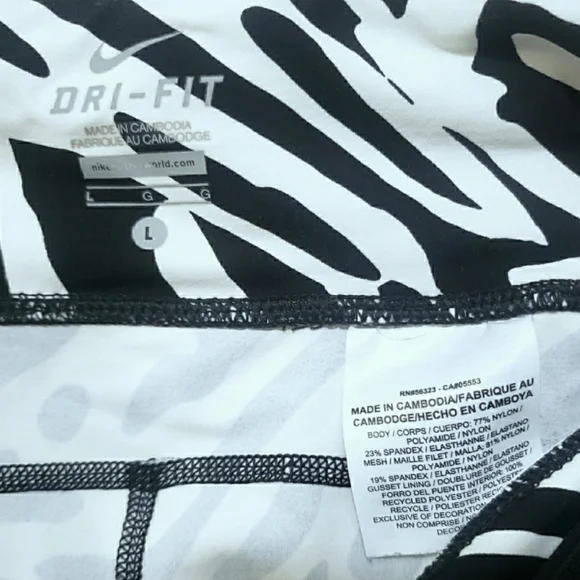 Nike Drifit HighRise Zebra Print Crop Leggings Workout Pants - Picture 5 of 6